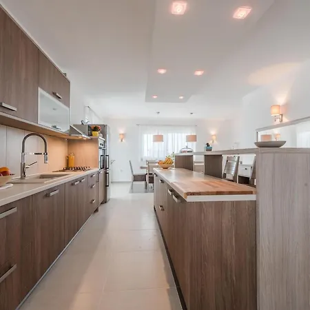 Modern With Private Pool And Terrace *