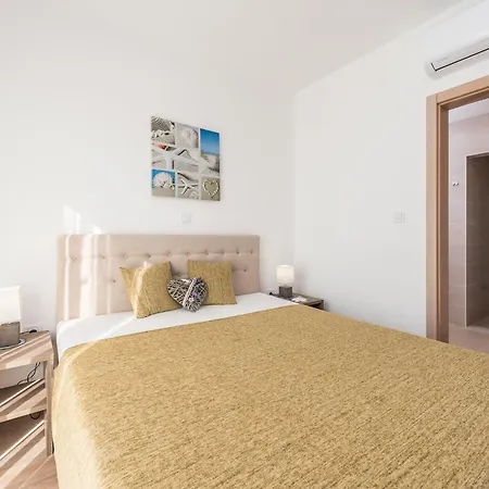 In Croatia Near Adriatic Coast Villa