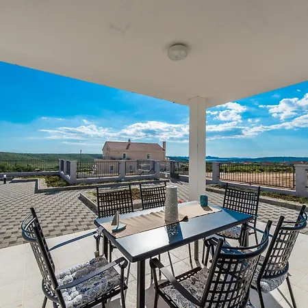 Modern With Private Pool And Terrace Вилла *