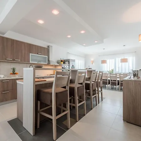 Villa In Croatia Near Adriatic Coast Sukošan