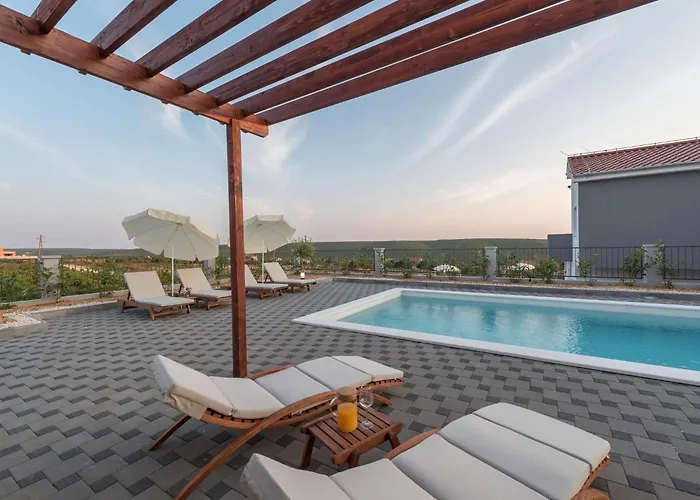 In Croatia Near Adriatic Coast Villa